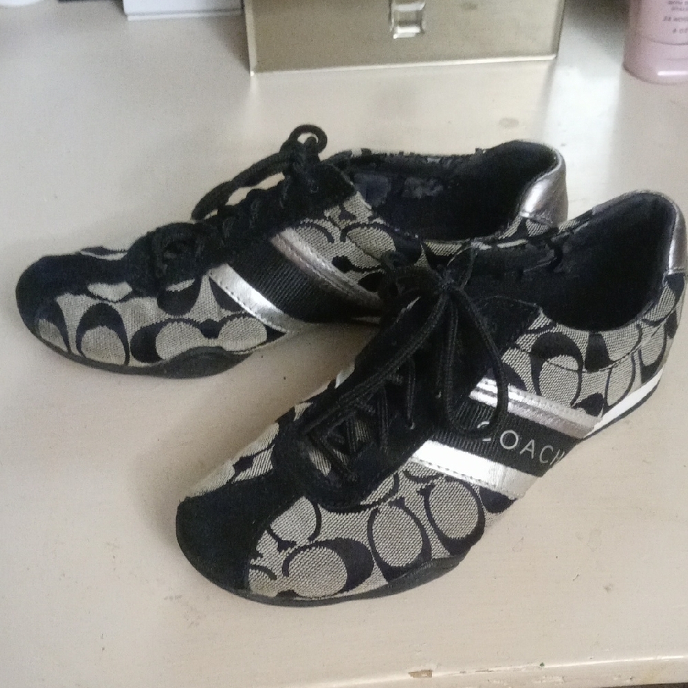 Coach Jayme Black and Silver Sneakers Size 5.5